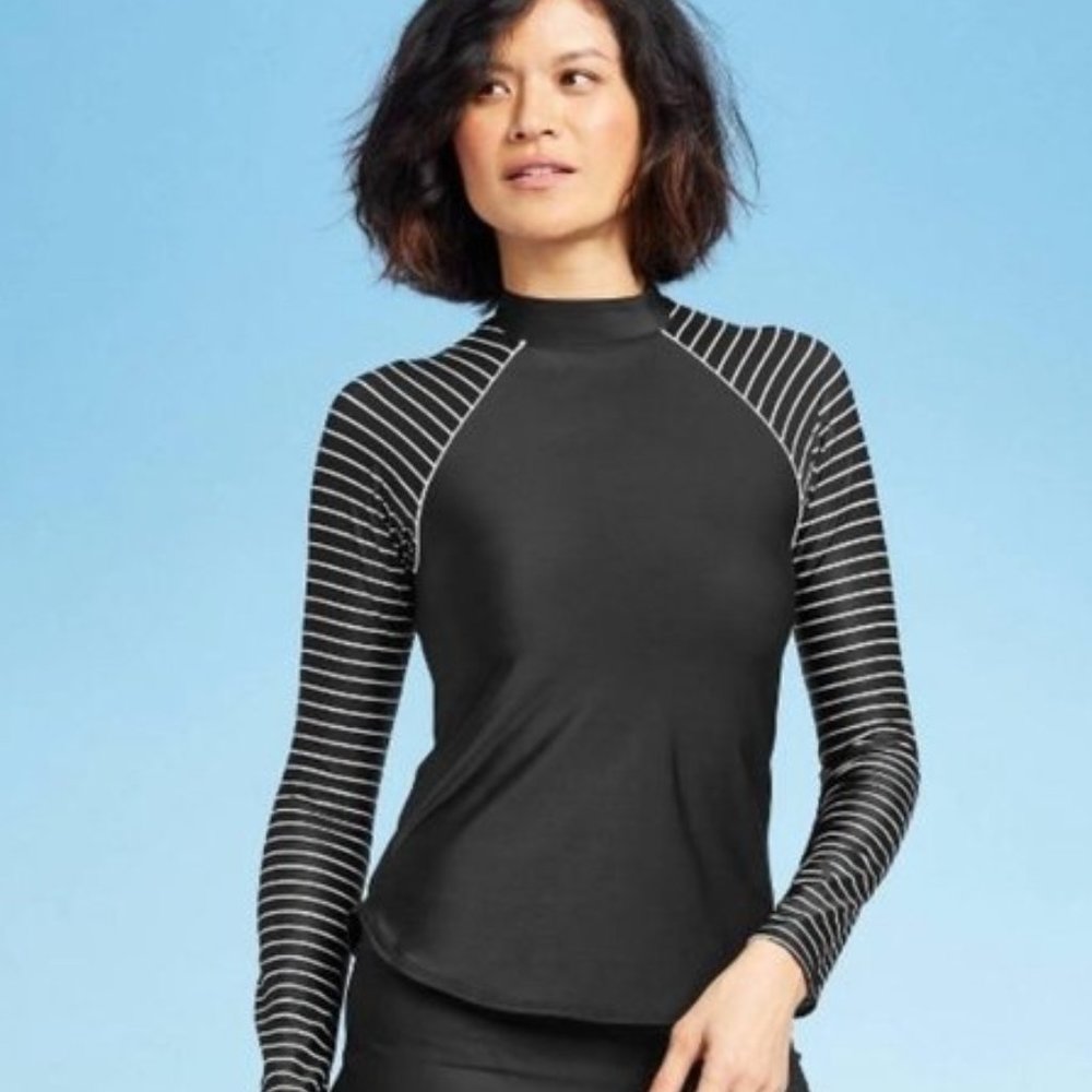 NEW  with Tags All in Motion Long Sleeve Rash Guard Swim Top Small Black